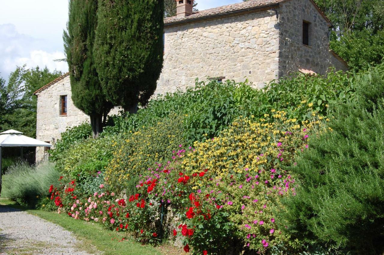 Borgo Fastelli Aparthotel Sarteano Exterior photo